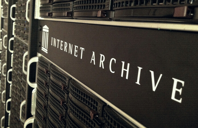 Internet Archive salveaza toate postarile publice Google+