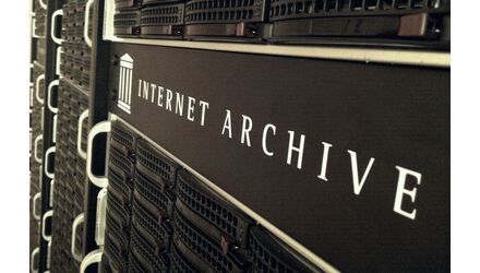 Internet Archive salveaza toate postarile publice Google+ - GNU/Linux