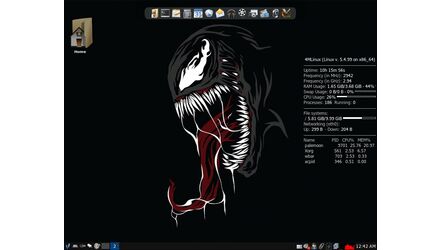 4MLinux 38.0 STABLE - applications available out of the box: Audacity, GQmpeg, GRUB2, Minitube, Musique, wxCam, xmp  - GNU/Linux