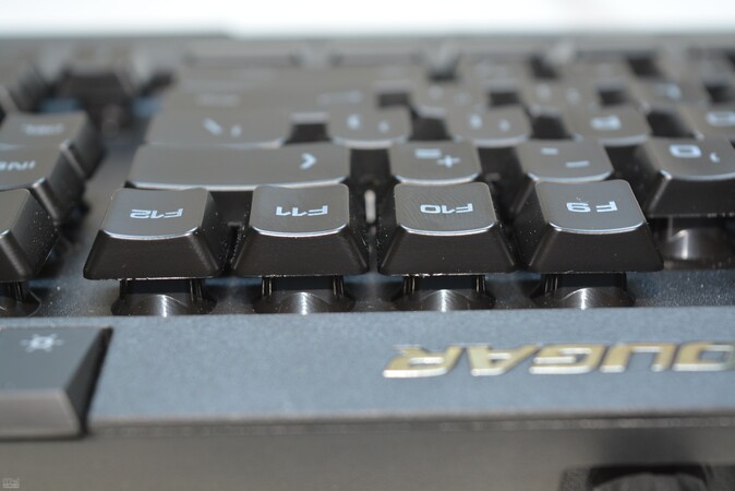 Linux 4.19 adauga un driver pentru tastatura Cougar 500k Gaming